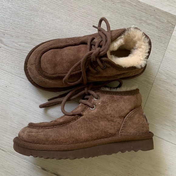 Ugg lace up‎ brown boots size 12 unisex boys girls winter sheepskin suede - Picture 1 of 6